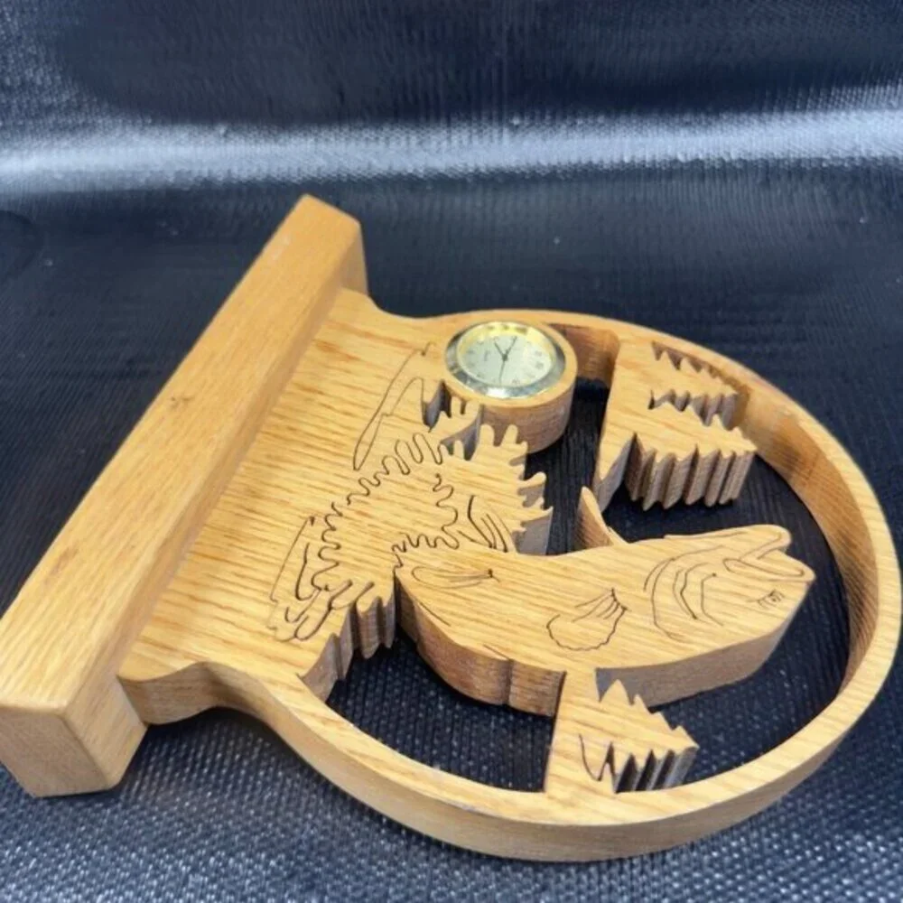 Hand Made Folk‎ Art Wooden Desk Shelf Clock Fish Hand Carved Signed F Erickson